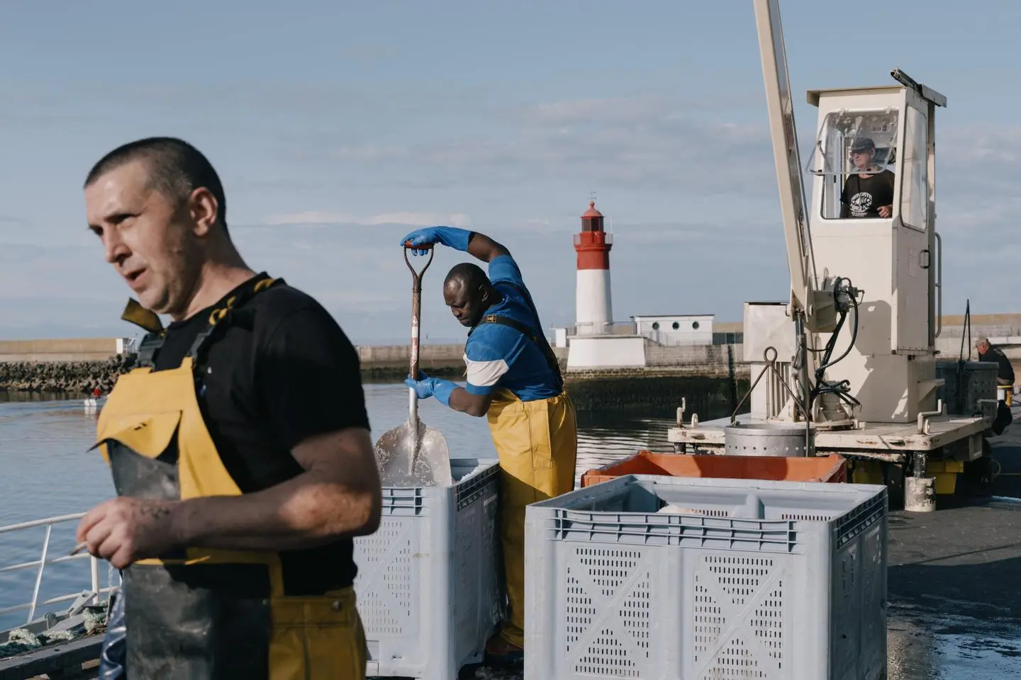 Des marins sénégalais dans les bateaux de pêche bretons : « Ils sont bosseurs et ont l’esprit maritime »