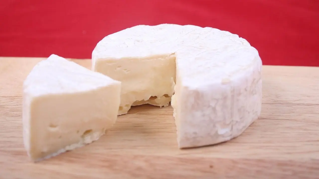 Deux morts et une alerte nationale après une contamination à la listeria liée à des fromages