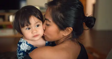 Devenir mère seule par PMA : quand le désir d’enfant s’affranchit du couple - RTBF Actus