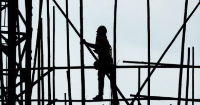 femme travail chantier