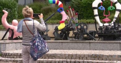 EN IMAGES. La fontaine de Niki de Saint Phalle attend sa rénovation dans la Nièvre... un défi pour réunir les fonds