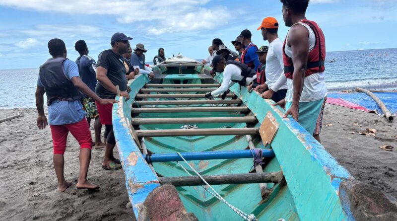 [EN IMAGES] Une yole est née dans le Nord Caraïbes, au Carbet