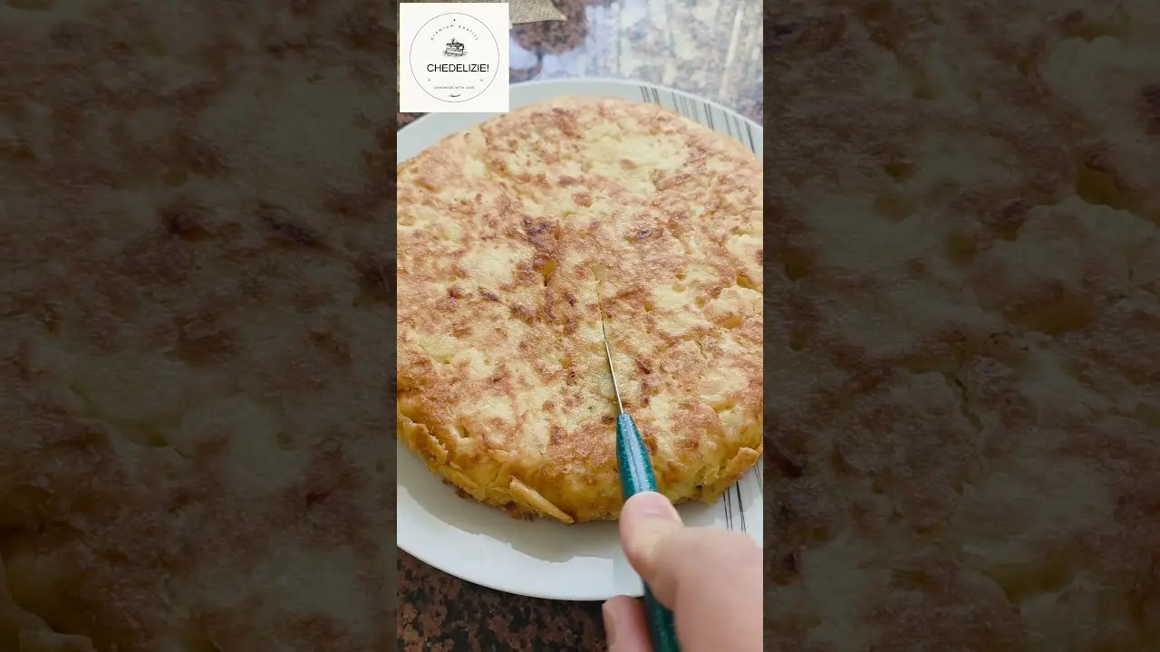 Easy Delicious Spanish Tortilla with potatoes! Tortilla espagnole avec pommes de terre 🤩