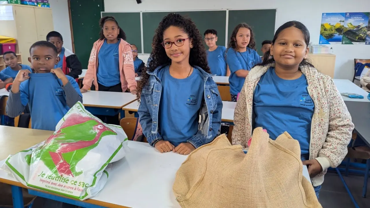Écoles de Saint-Benoît : la tenue unique fait sa rentrée