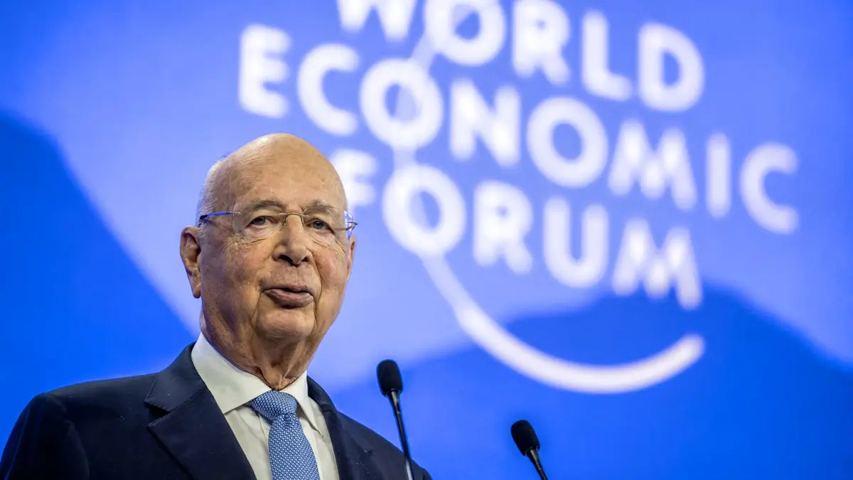 Économie: Le fondateur du Forum de Davos blanchi par une enquête interne