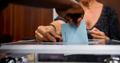Élections municipales : le nouveau mode de scrutin à Paris, Lyon et Marseille validé
