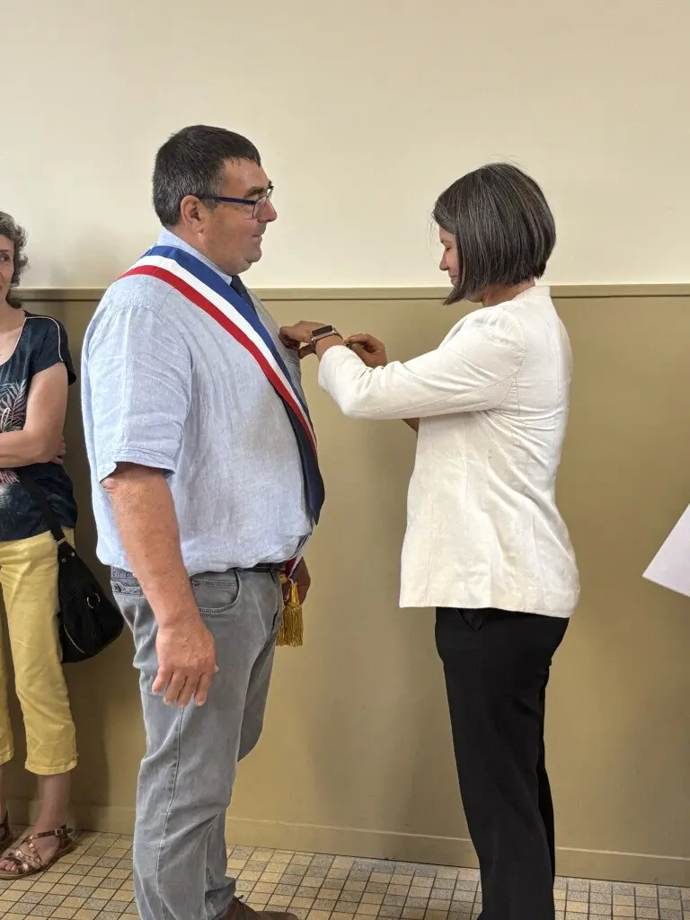 Elu depuis 1989, un maire de l'Orne médaillé pour son engagement sur la durée