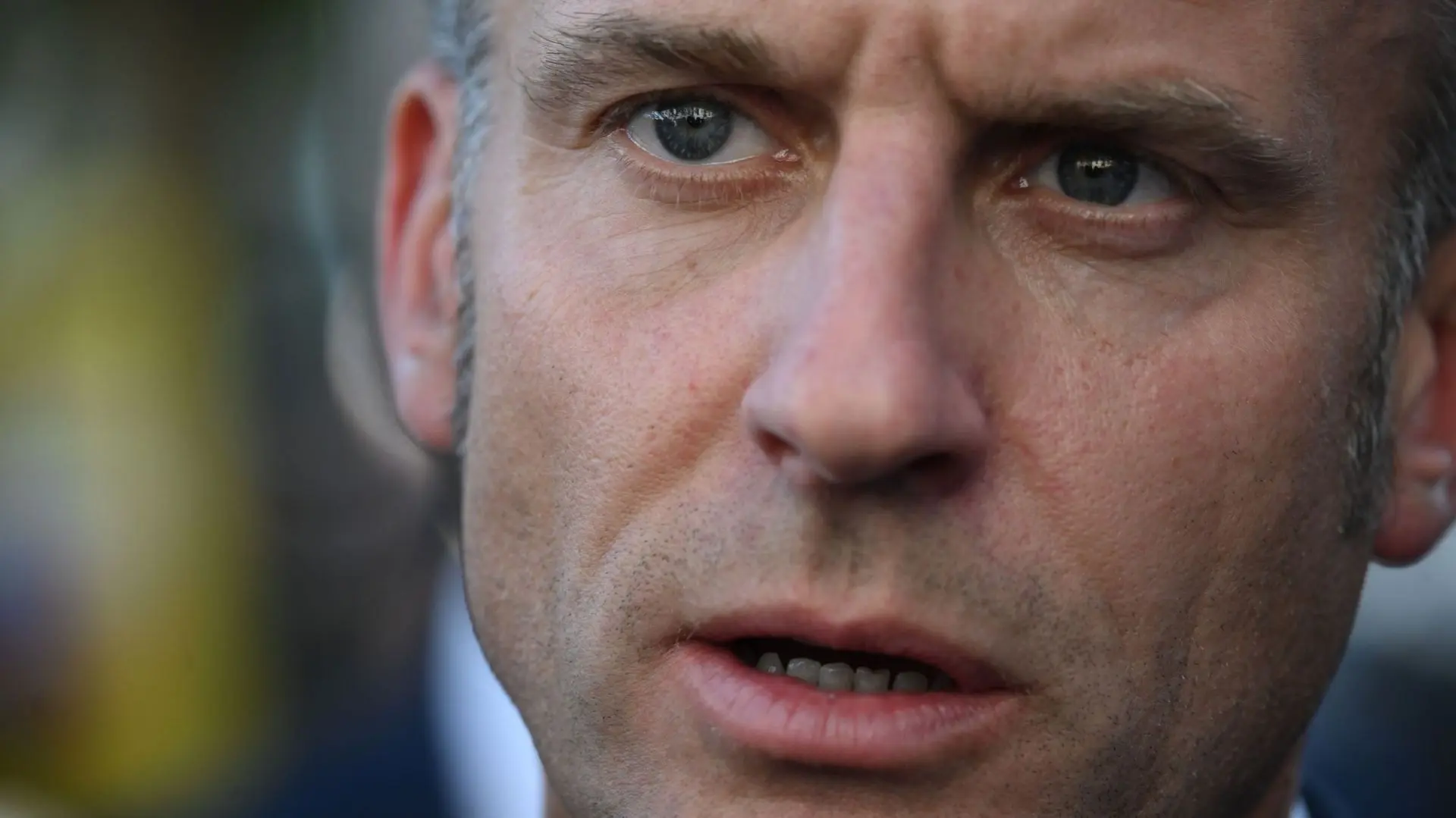 Emmanuel Macron brise un tabou en reconnaissant la 'guerre' de la France au Cameroun pendant la décolonisation - RTBF Actus