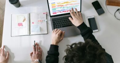 Emploi : 1 employeur sur 2 juge plus simple de former une IA que de recruter un jeune diplômé