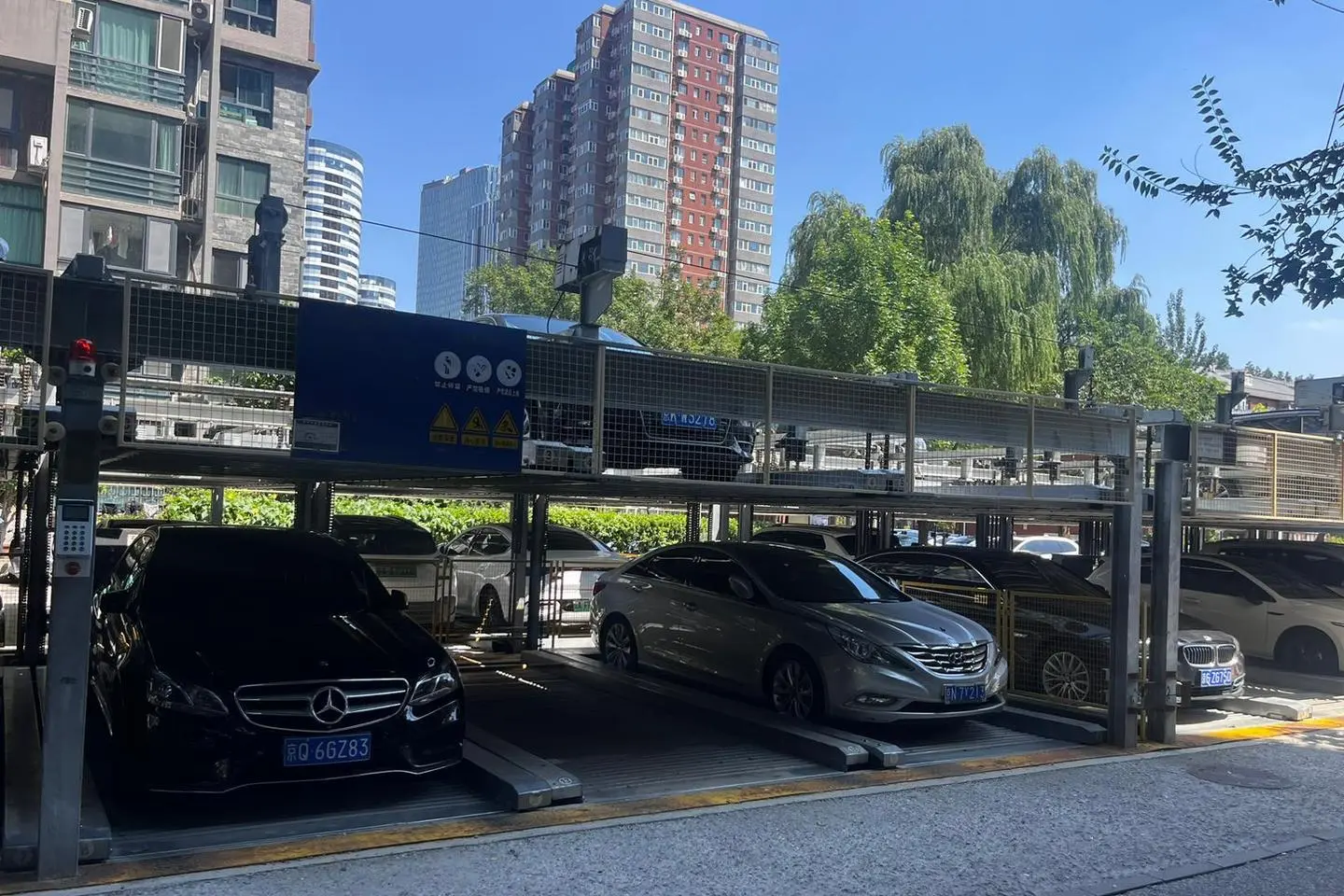 En Chine, les parkings superposés boudés par les automobilistes