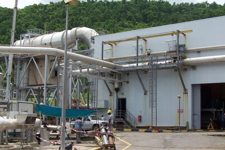En plein travaux d'extension, la centrale de géothermie de Bouillante va bientôt doubler sa production