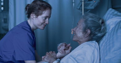 « En première ligne », de Petra Volpe : portrait d’une infirmière au bord de la rupture - L'Humanité