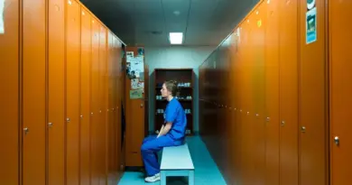 "En première ligne": film coup de poing avec Leonie Benesch dans la peau d’une infirmière sous pression