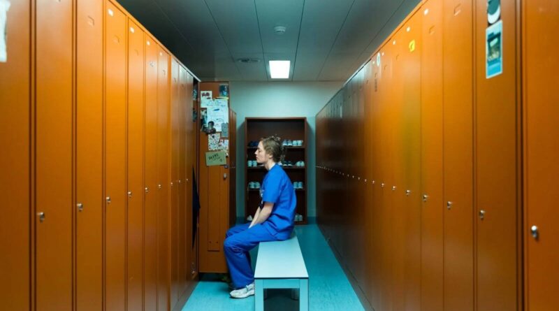 "En première ligne": film coup de poing avec Leonie Benesch dans la peau d’une infirmière sous pression