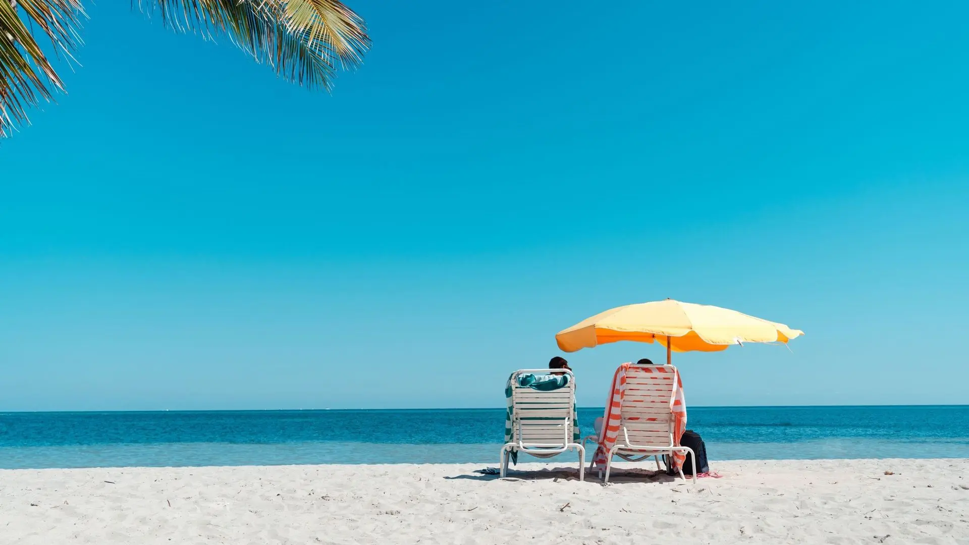 En vacances, combien de jours sont vraiment nécessaires pour déconnecter ? - RTBF Actus