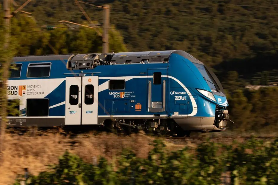 Entre le TGV et le TER, quel train est le plus avantageux pour voyager en région Paca ?