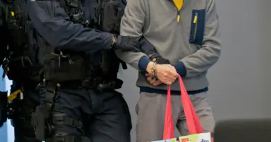 Espionnage pour la Chine : un ex-collaborateur de l'extrême droite allemande face aux juges