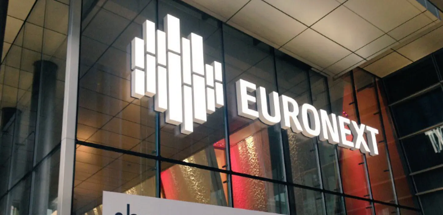 Euronext lance son offre sur la Bourse d'Athènes à un prix plus élevé que prévu