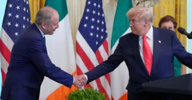 Euroverify : Non, D. Trump n'a pas critiqué la politique migratoire du gouvernement irlandais