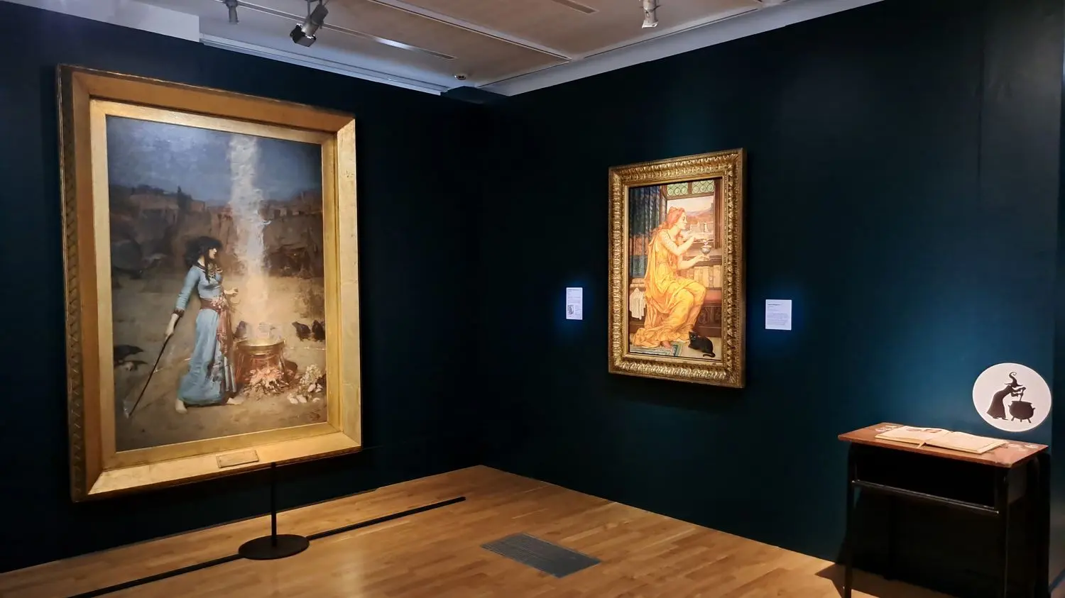 "Fantasmes, savoirs, liberté"... En Bretagne, une exposition sur les sorcières