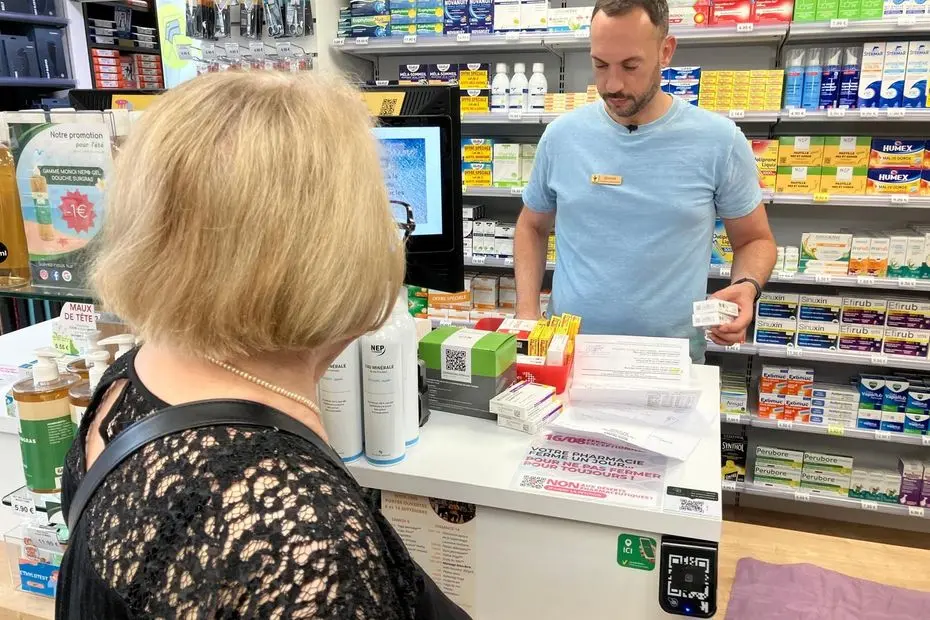 "Fermer un jour pour ne pas fermer toujours !" En colère, des pharmaciens baissent le rideau ce samedi 16 août