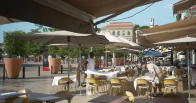 Fréquentation des restaurants : le week-end du 15 août peut-il sauver un été morose ?