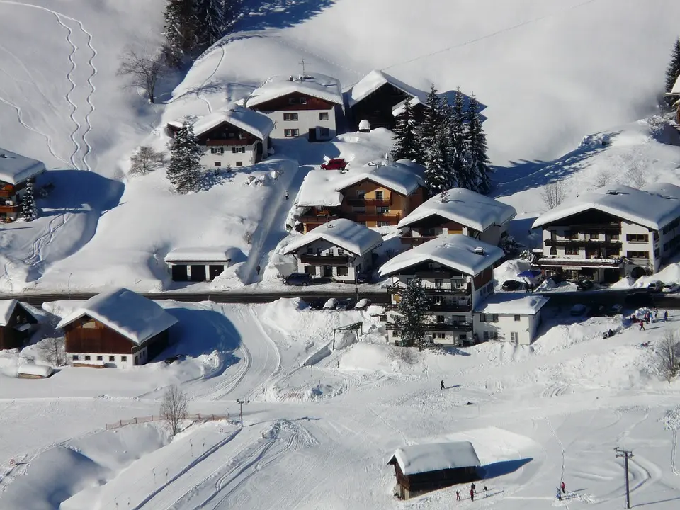 Auvergne-Rhône-Alpes, Lyon, Annecy, Alps, volcano, lake, mountain, ski, village