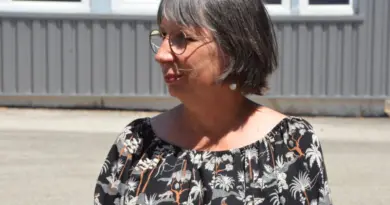 Gaza, Ukraine, Congo – Anne Vignot hissera un drapeau blanc ce jeudi à Besançon