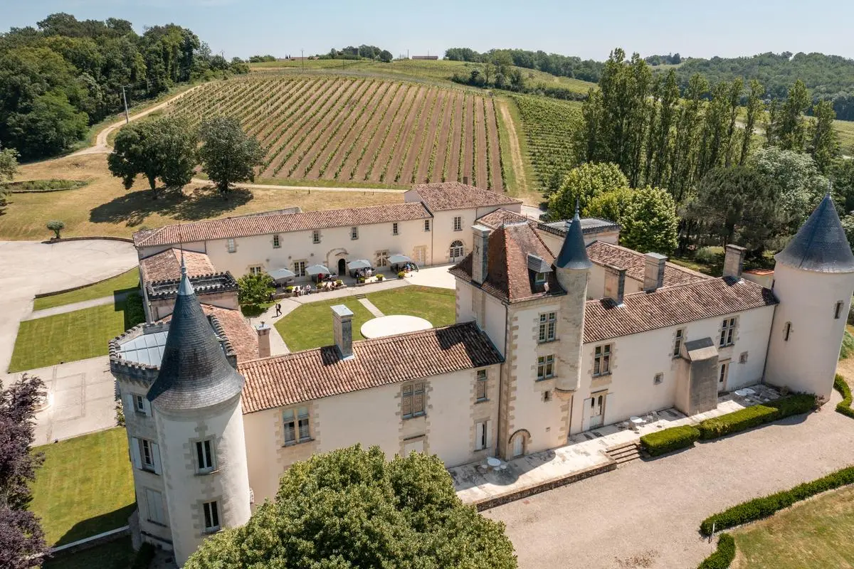 Gironde : le château de Toulouse-Lautrec cultive le bien-vivre entre culture et sérénité