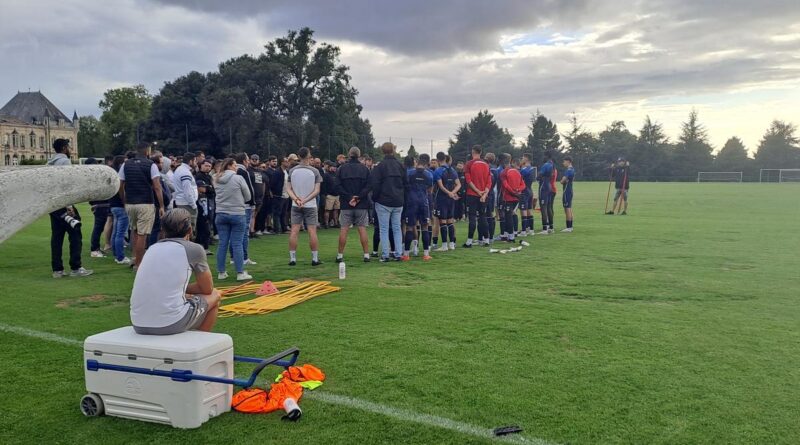 Girondins de Bordeaux. Les Ultramarines sont venus parler aux joueurs