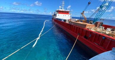 Grève effective à la flottille administrative, le voyage pour Mangareva est annulé