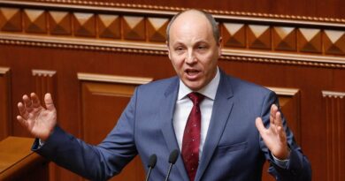 Guerre en Ukraine : Un "meurtre horrible"... Andriï Parouby, ancien président du Parlement ukrainien, abattu par balle dans l'ouest du pays