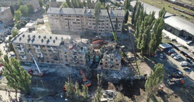 Guerre en Ukraine, jour 1283 : des disparus dans les décombres à Kiev, frappe sur Dnipropetrovsk