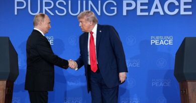 Guerre en Ukraine : peut-on vraiment envisager une résolution diplomatique du conflit ? - RTBF Actus