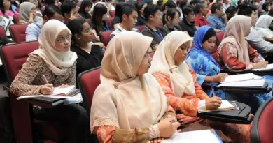 education,school,learning,student,teacher,classroom,university,books,knowledge,study