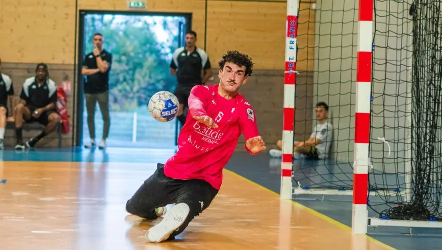 Handball : une salle comble et une Usam Nîmes comblée, ce qu’il faut retenir du match amical contre Frontignan (34-24)