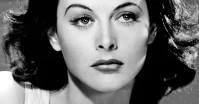 Hedy Lamarr, 1940 © Photo12/Alamy/Pictures From History, CPA Media Pte Ltd