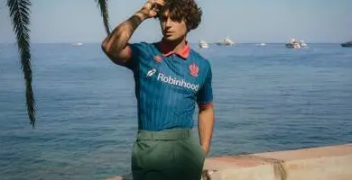 "Honte", "affreux", "on perd notre identité": le nouveau maillot third "La Riviera" suscite une vague de critiques chez les supporters de l'OGC Nice