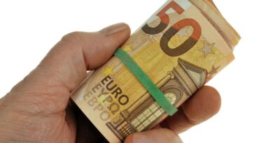 ICI Azur vous dit comment gagner 200€ par semaine sur la Côte d'Azur ? - ici