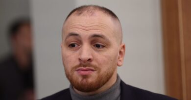 "Il faut que l'Ukraine retrouve ses frontières, tel que le droit international le prévoit", affirme l'eurodéputé RN Matthieu Valet