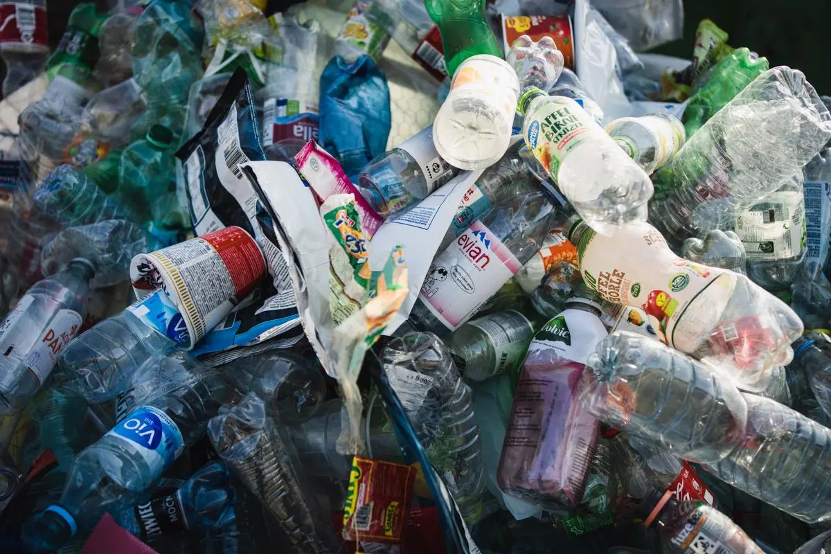 Il n’y aura pas de traité sur la pollution plastique : « Quelques pétro-Etats n’ont cessé de mettre en place des manœuvres dilatoires »