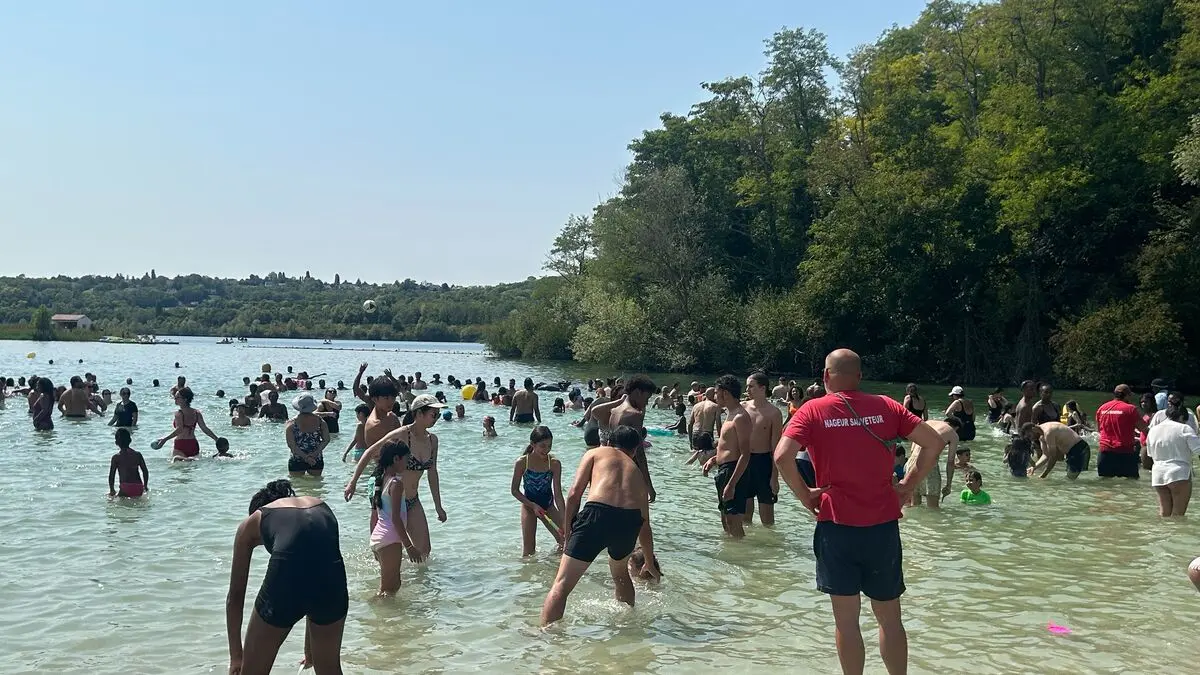 Île régionale de loisirs Jablines-Annet : tensions autour de l’interdiction de la baignade habillée