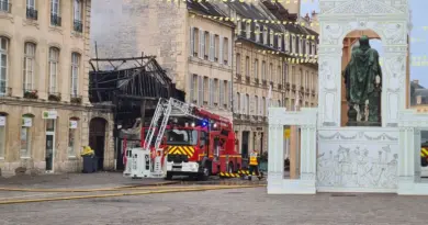 Incendie place Saint-Sauveur à Caen : le restaurant Le Gustave a "brûlé dans sa totalité", 19 personnes évacuées