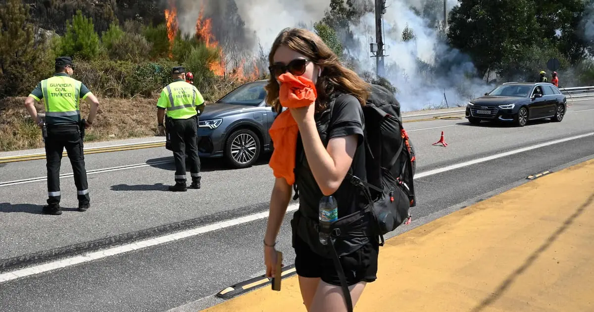 Incendies : un quatrième mort au Portugal, la fin des feux «se rapproche» en Espagne