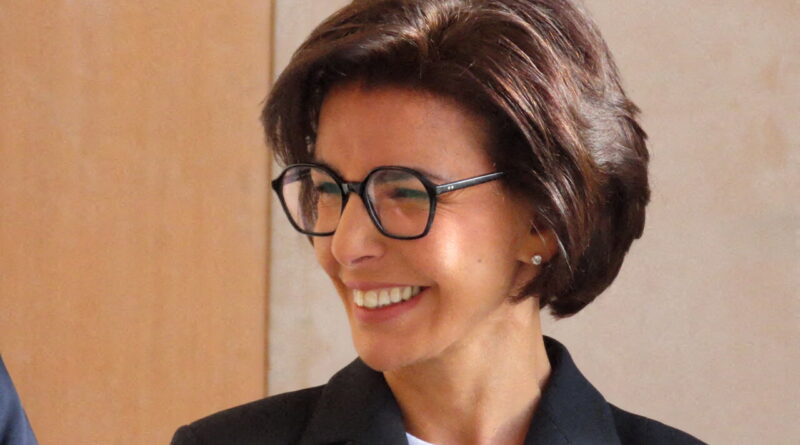 Intronisée par LR pour les municipales à Paris, Rachida Dati renonce finalement à la législative partielle