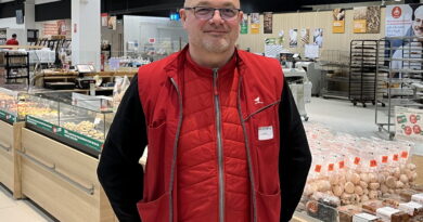 Je suis responsable de rayon boulangerie chez Auchan : voici combien je gagne chaque mois, juste avec un CAP