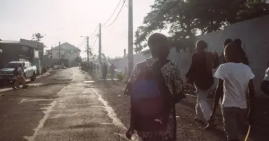 « Je veux aider des jeunes à réussir » : à Mayotte, des enseignants font leur première rentrée