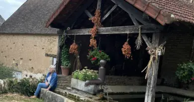 Joncy. Promenade au lavoir de Rains du XIXe siècle