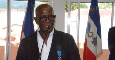 Joseph Tiburce promu chevalier de l'ordre national du Mérite