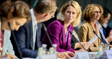 L’UE favorable à former l’armée ukrainienne après l’arrêt des combats.